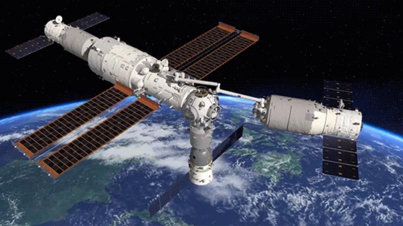 Ръката на китайската космическа станция прихвана и премести товарен кораб