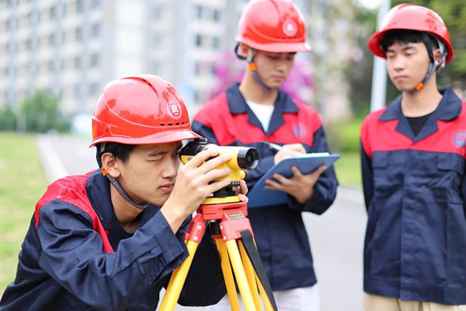 Китай засилва професионалното образование пред новата вълна на индустриална трансформация